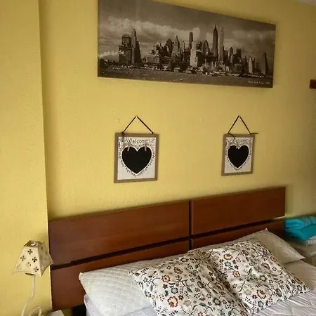 Piso De Verano Moverse A Pie Apartment